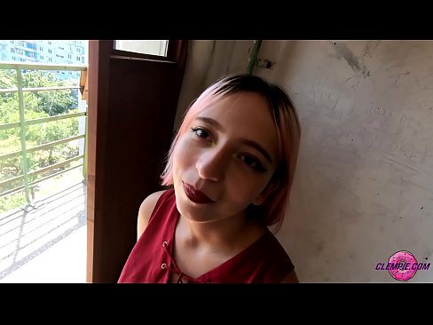 ❤️ Estudiante Sensual chupa a un extraño en el Outback - Cum en su cara ❤ Video de porno en es.wassell.ru ❌️